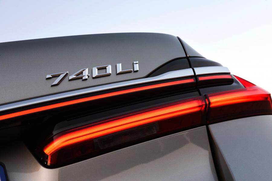 Детали экстерьера BMW 740Li M Sport (G12) 2019 года  (ZA) (фото 17 из 17)